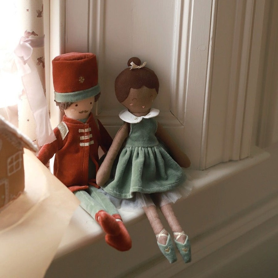 Play Avery Row | Doll Ballerina