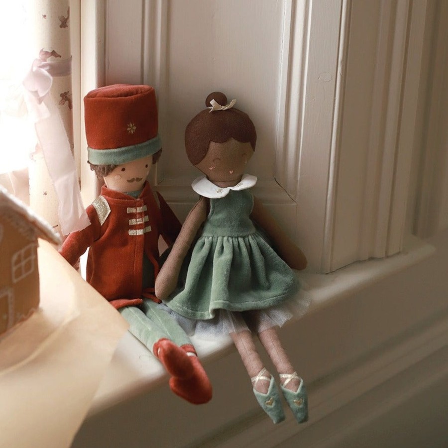 Play Avery Row | Doll Ballerina